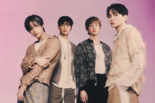 Name the SHINee members and their fandom in 40 seconds