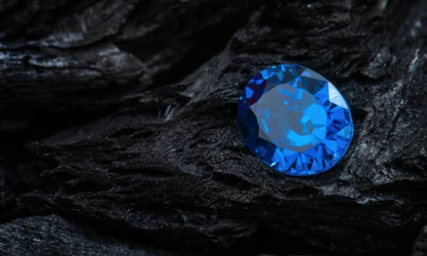 In our world, and not only there is a wide variety of different gems, but you have to choose just one. 