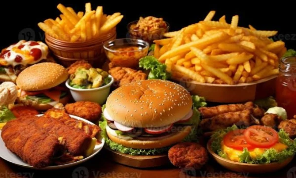 I welcome you all back. As I see it, you liked the test about chocolates, so. In this test, you need to choose which delicious food you would prefer to eat now. There will be fast food and pastries. G