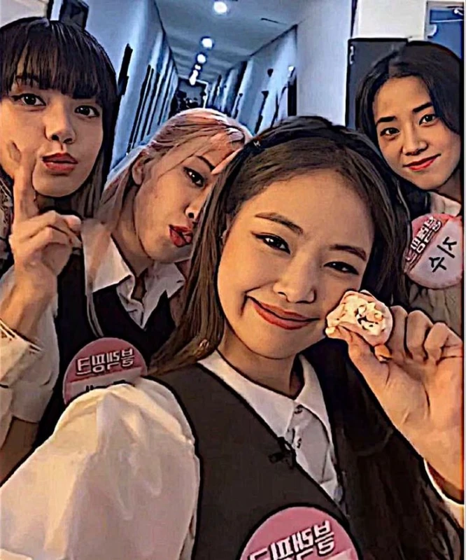 BLACKPINK IN YOUR AREA !!!! BLACKPINK IN YOUR AREA !!!!