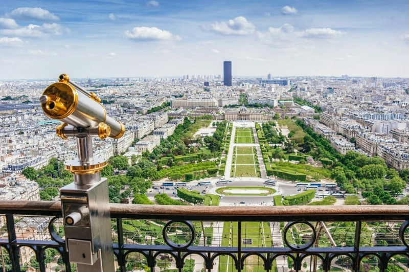 The history of the Eiffel Tower The history of the Eiffel Tower