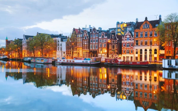 Hello! Will you go through the tournament and tell me which European city is your dream to visit? Gelsenkirchen or Manchester? Madrid or Barcelona? Let's take a look!
