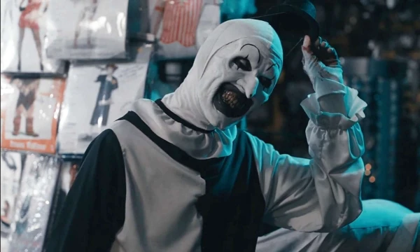 I suggest you choose the best villain/antagonist from horror movies. If there are any inaccuracies in the tournament, please write in the comments. Have a nice walkthrough!
