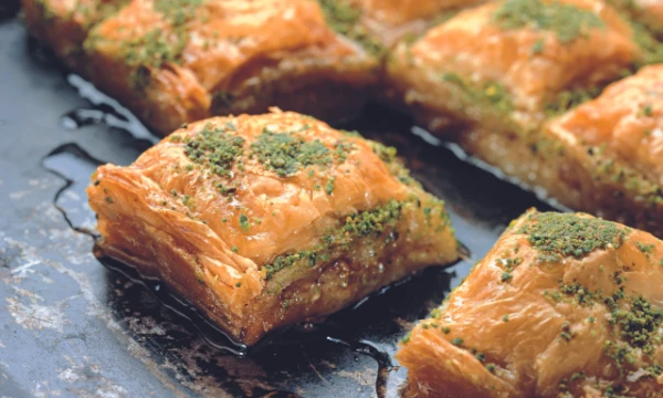 The most popular dishes from all over the world met in this tournament! From juicy pizza to semolina porridge, each of them deserves to win. Choose something you can't imagine your life without.
