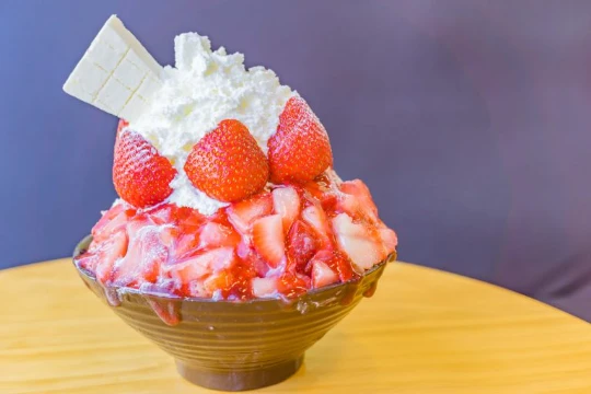 Choose the best Korean dessert, or Asian dessert.If there are incorrect names, write to me.