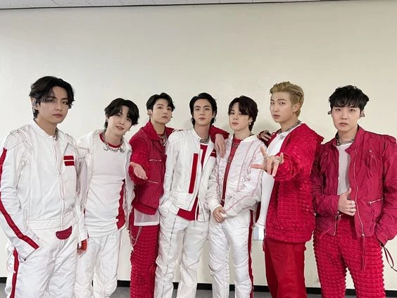 Just answer the questions, and I'll tell you which BTS song you are and my favorite line from that song.