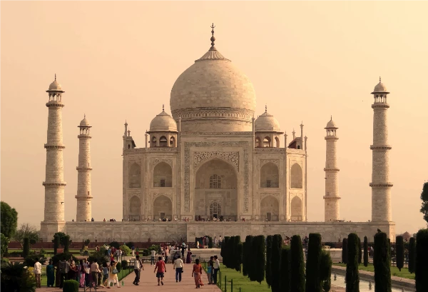 I asked the neural network to write 64 of the best UNESCO World Heritage Sites. Now you need to choose the best one from them. Well, or beautiful) 