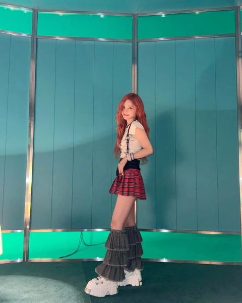 Hooray, I finished these tests with itzy. at the end there will be a small survey about the next group) good luck in passing))