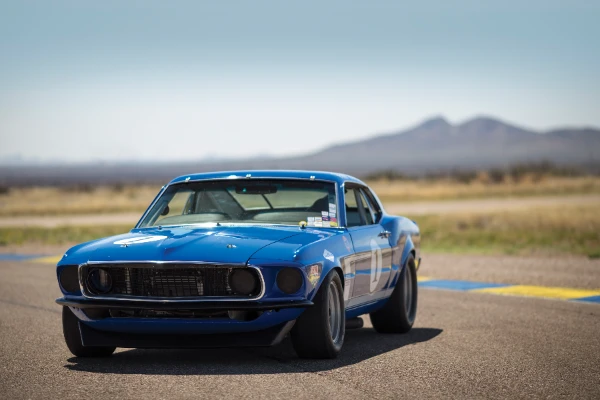 It's time to choose the most beautiful car of all time.This is a selection.Next, the top 16 will be held in Classic mode.There will be many parts)