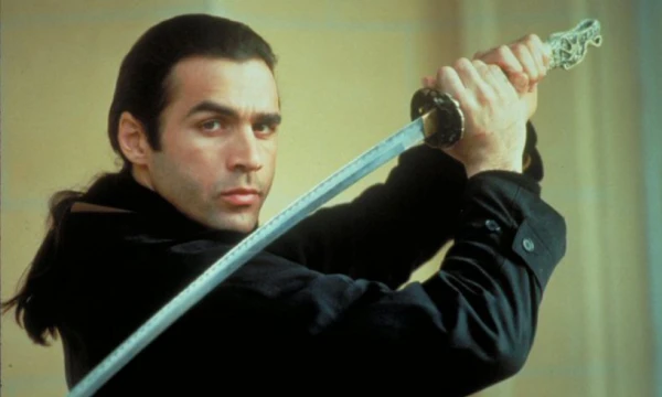 Heroes of movies and TV series. Without magic, superpowers, Strength, usya flights, lightsabers, megabronies and the like. Cold, non-throwing, and pure skill. Until surrender, escape, or the inability to continue fighting.