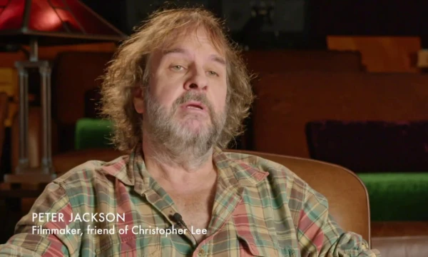 We recall the work of the cult director.