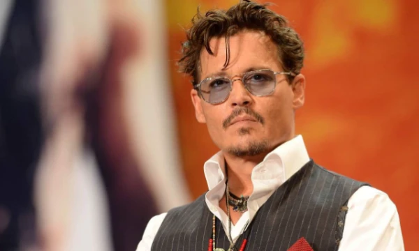 Do you like the actor? I suggest you recall all his films in his career. Will you remember everything?