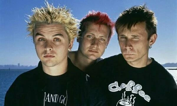 Choose your favorite track from Green Day 
It is recommended to take a test of 128 options, as I have collected all the albums except "Father Of All.."