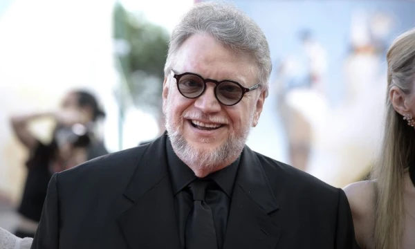 Name all the films of Guillermo del Toro (+cartoon), excluding TV series (animated series) and short films.