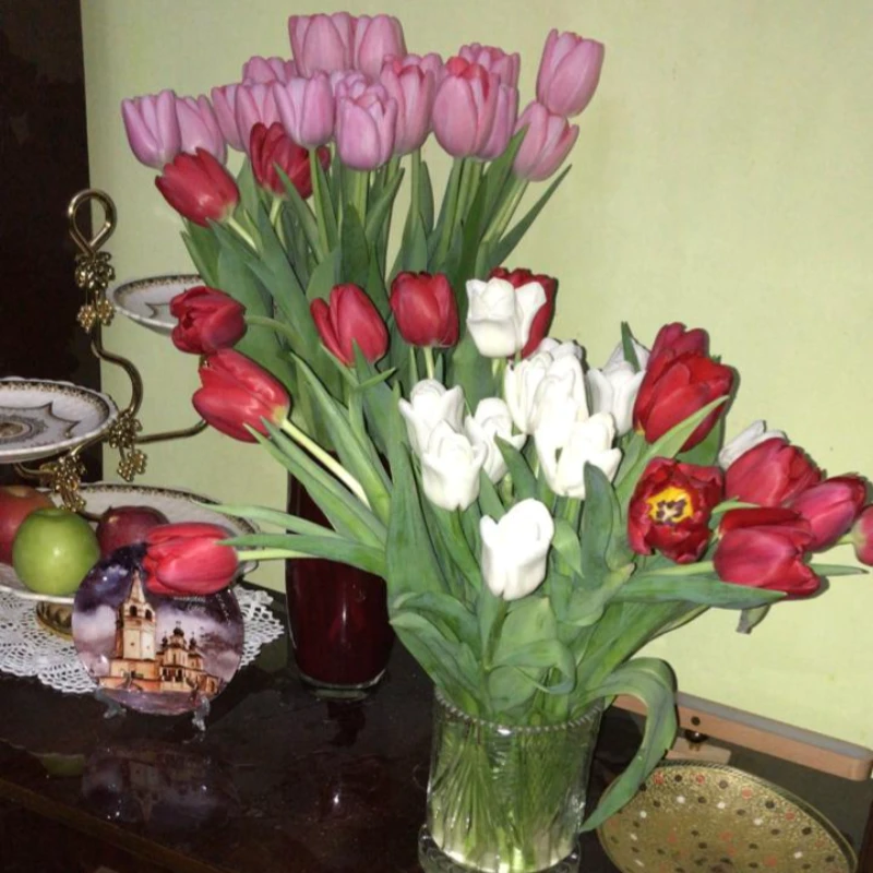 Just flowers... Just flowers...