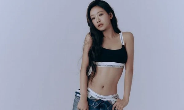 I've collected photos of idol girls where their figure is clearly visible. you just have to choose the one that you like the most! Enjoy passing the test!