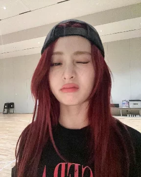 Yongjin is my Ult biaska🤍
Enjoy your passage!🦢