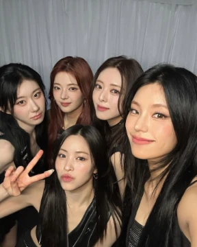 Guess in 30 minutes all albums of k-pop groups, women's groups (1 part)