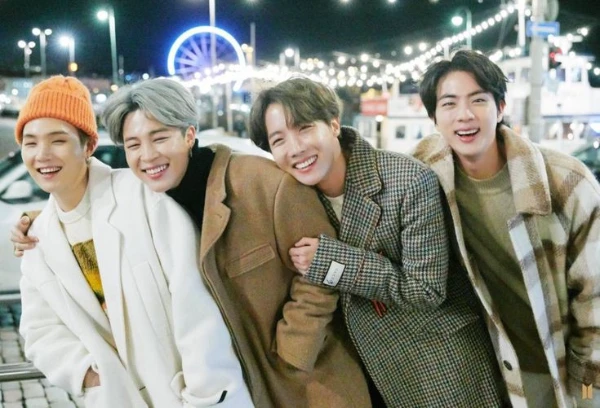 In this test, you will be able to check how well you know the style of the BTS members. Maybe I'll do similar tests with other groups later.