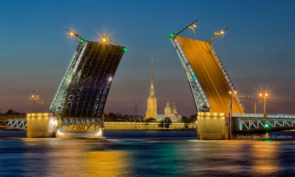 Here is a list of the 32 most beautiful existing bridges in the world. Naturally, the list is incomplete, but the best options were carefully selected from different parts of the World. Enjoy your passage!