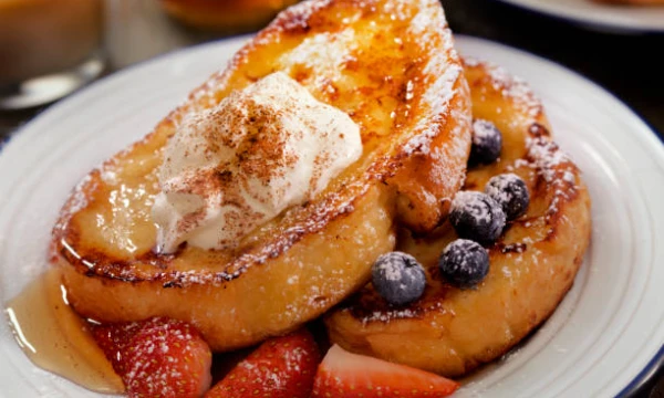 A holiday should always start with something delicious. Choose the most delicious holiday breakfast! 
