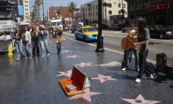 ​The Hollywood Walk of Fame is a famous sidewalk that perpetuates the names of prominent figures in the entertainment industry. However, not all honored artists have their stars there.