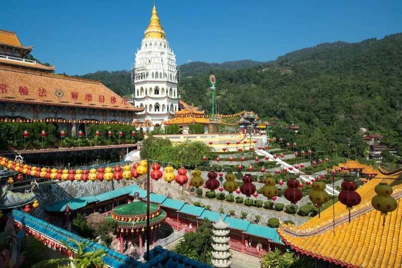 6. Penang (Malaysia) is a 1,031 km2 state in Malaysia, located on the northwestern coast of the Malacca Peninsula, in the Strait of Malacca. 6. Penang (Malaysia) is a 1,031 km2 state in Malaysia, located on the northwestern coast of the Malacca Peninsula, in the Strait of Malacca.