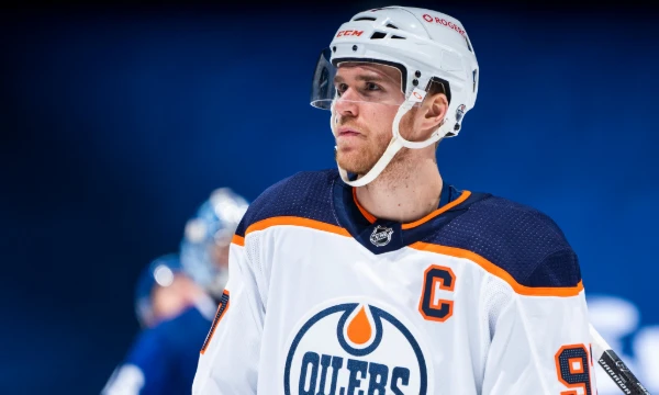 The start of the NHL season is coming soon. It's time to guess who's the best hockey player. Well, those who will take the test later will have to decide on the basis of the game. I took 4 options from each team