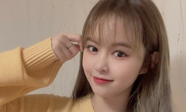 Choose my favorite members of little-known bands among my biases. I will consider the groups unpopular relative to such as itzy, twice, etc. Enjoy your passage! ⊹₊⟡⋆