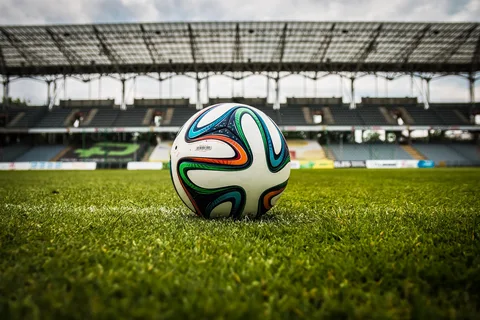 The price of a football player can sometimes vary, now you will find out if you are watching the players themselves and their prices!!!